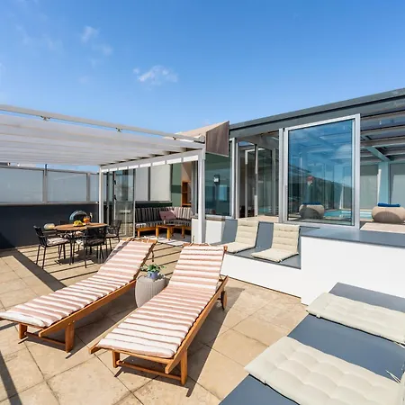 Апартаменты Penthouse Boa Vista - Private Pool & Sea Views