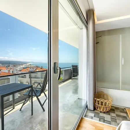 Апартаменты Penthouse Boa Vista - Private Pool & Sea Views